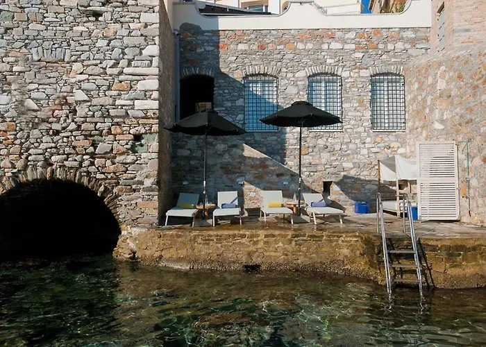 Hotel Ploes Ermoupoli