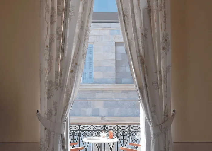 Ploes Hotel Ermoupoli