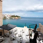 Ploes Hotel 5*