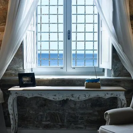 Ploes 5* Эрмуполис