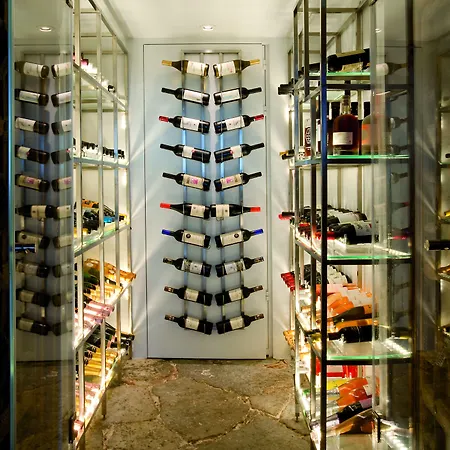 Отель Ploes Эрмуполис