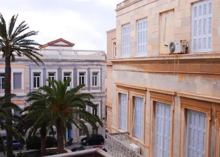 Ploes Hotel Ermoupoli