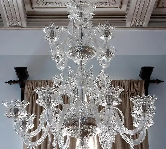 ホテル Ploes エルムポリ