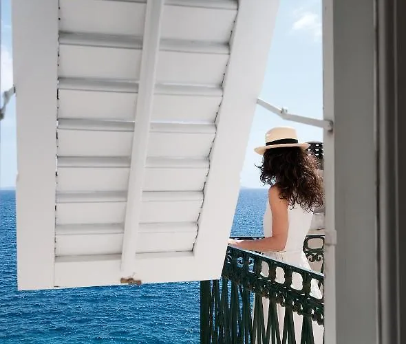 Ploes Hotel Ermoupoli